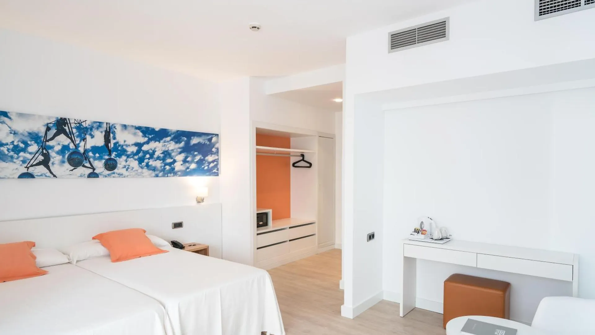 Thb Ocean Beach - Adults Only San Antonio  4*, San Antonio (Ibiza)