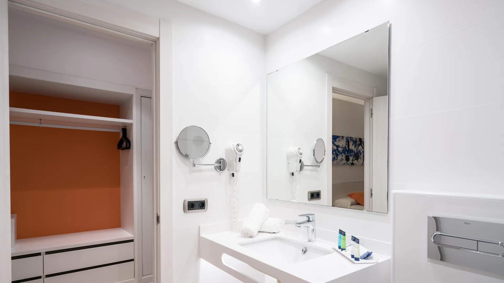 Sant Antoni de Portmany Thb Ocean Beach - Adults Only מלון Sant Antoni de Portmany