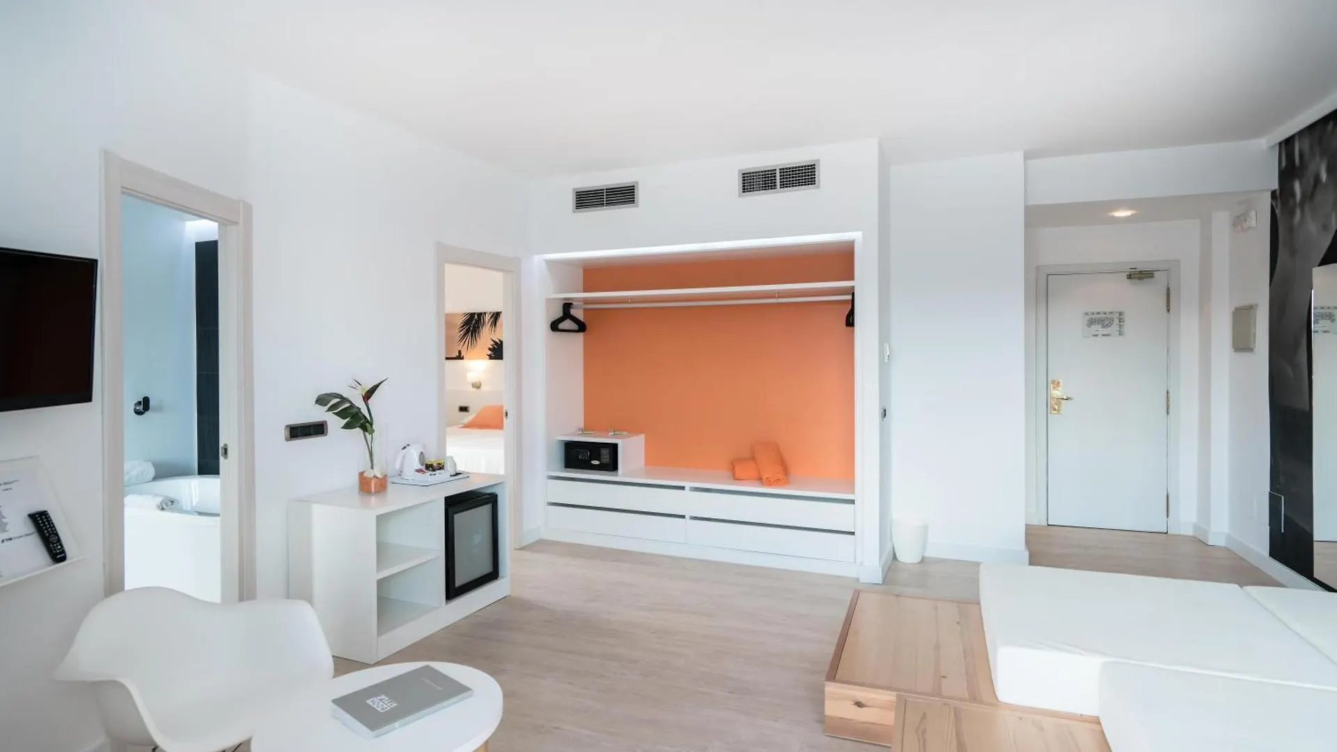 מלון Sant Antoni de Portmany Thb Ocean Beach - Adults Only