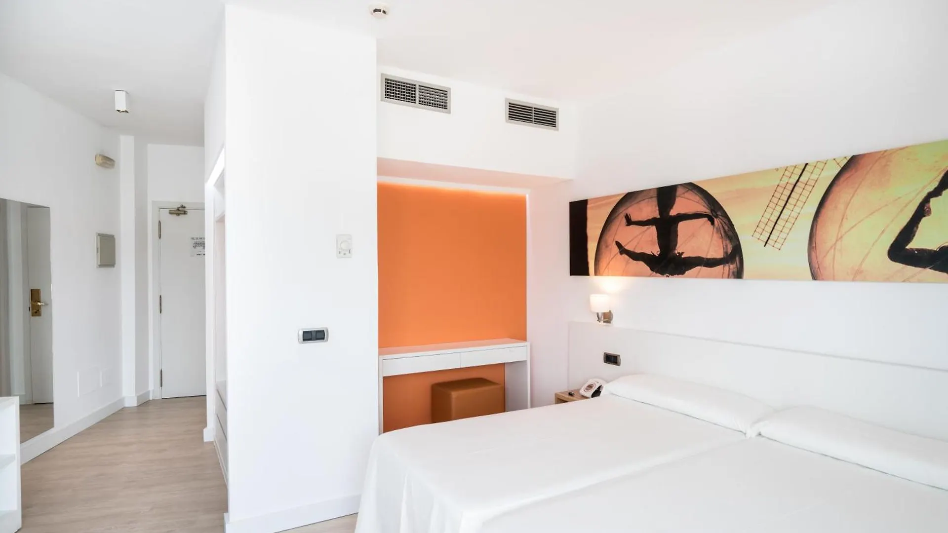 Sant Antoni de Portmany Thb Ocean Beach - Adults Only ספרד
