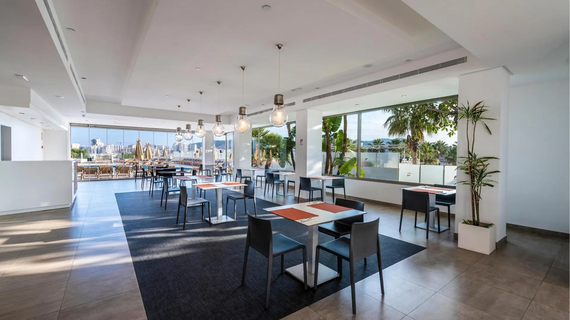 Sant Antoni de Portmany Thb Ocean Beach - Adults Only מלון
